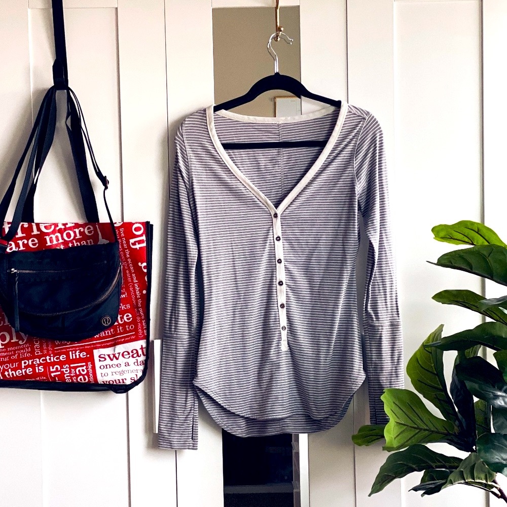 LULULEMON • ATHLETA • Awesoma Soft Henley